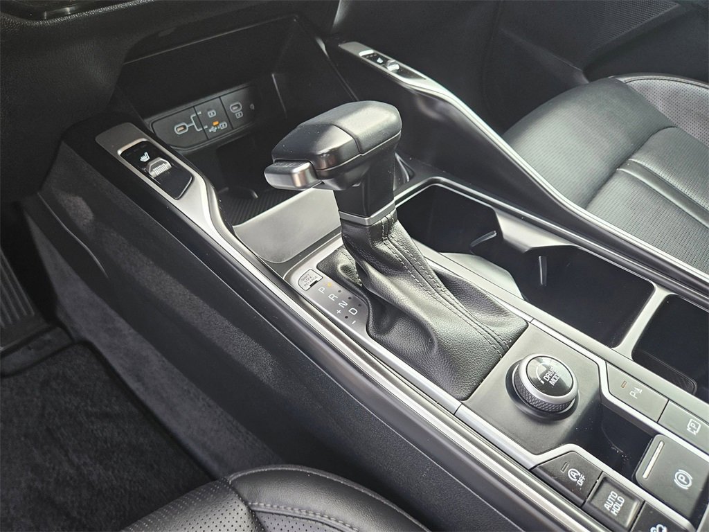 Used 2024 Kia Sorento S image 26