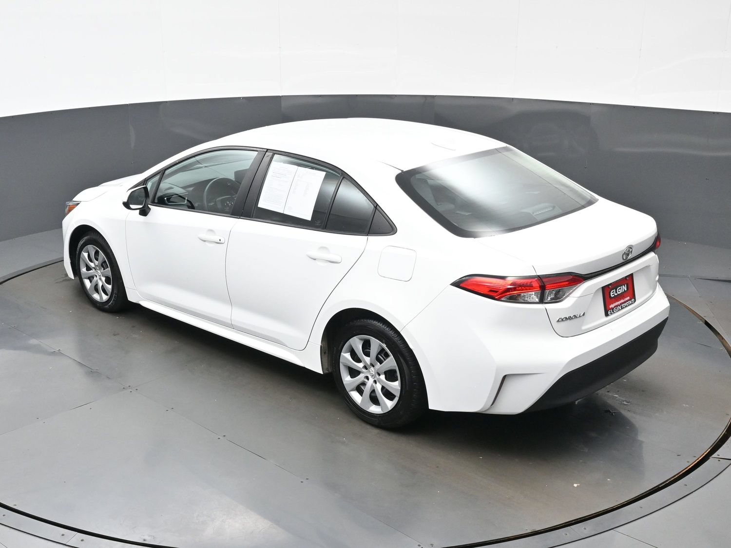 Used 2024 Toyota Corolla LE FWD image 36