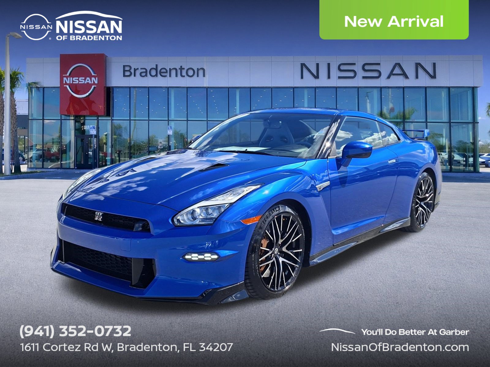 Used 2024 Nissan GT-R AWD/4WD image 1