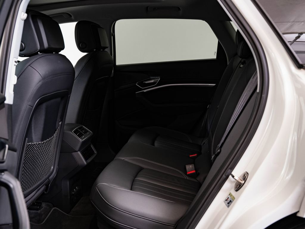 Used 2021 Audi e-tron Premium w/ Convenience Plus Package AWD/4WD image 42