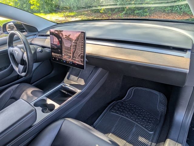 Used 2022 Tesla Model 3 Performance AWD/4WD image 18