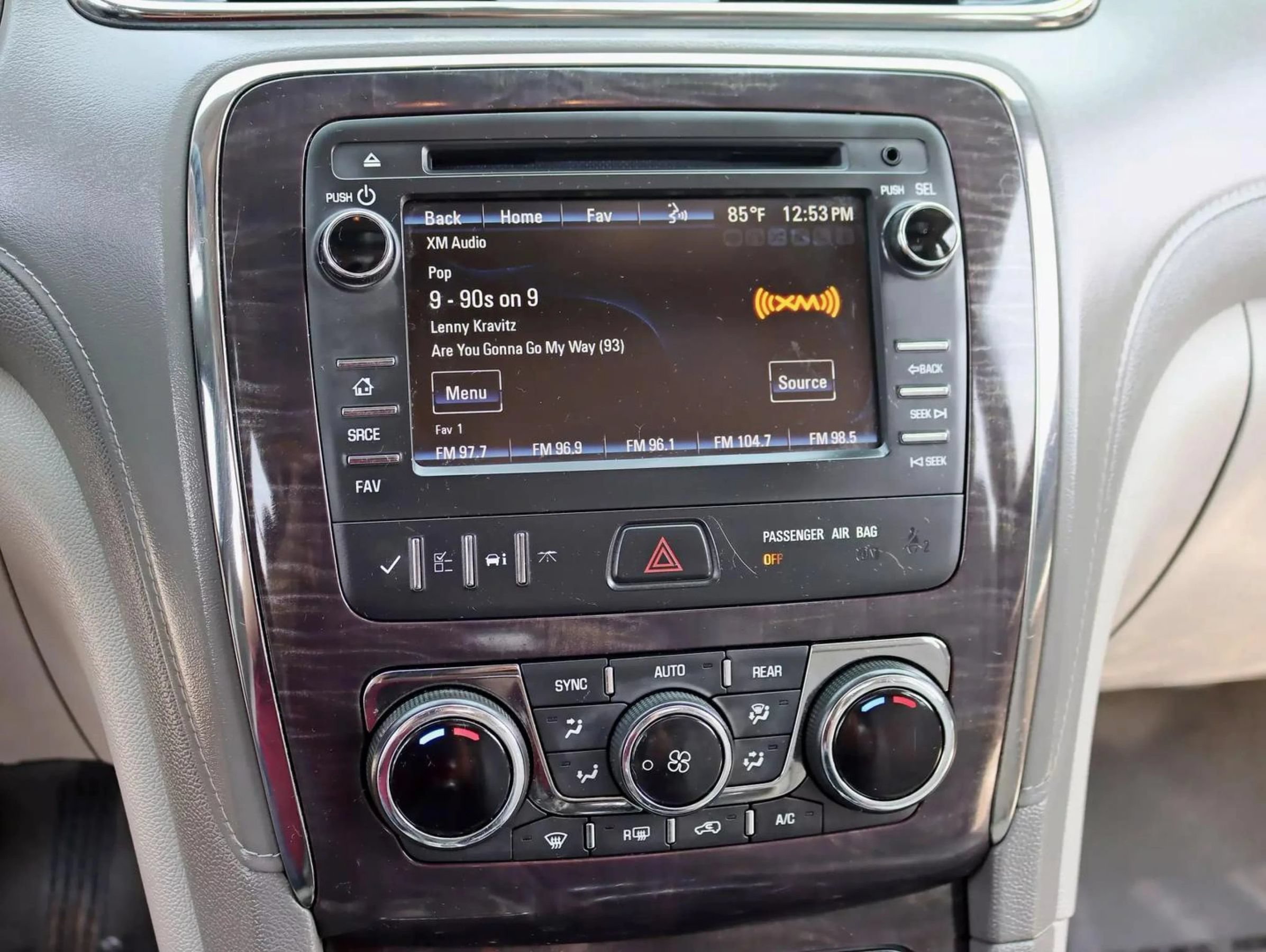 Used 2015 Buick Enclave Leather AWD/4WD image 20