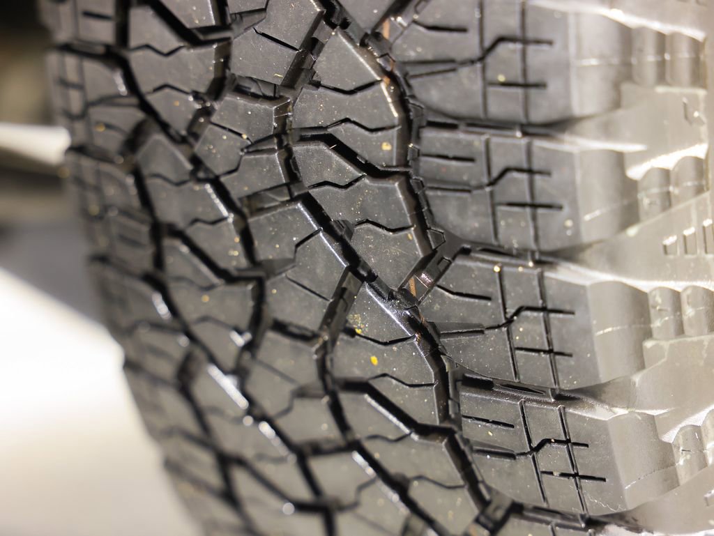 Used 2023 GMC Yukon XL AT4 w/ Max Trailering Package image 11