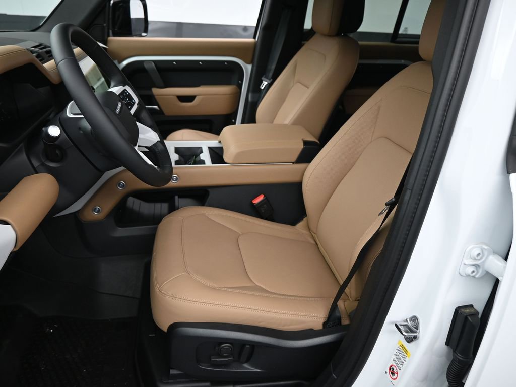 New 2026 Land Rover Defender 110 X-Dynamic SE AWD/4WD image 5