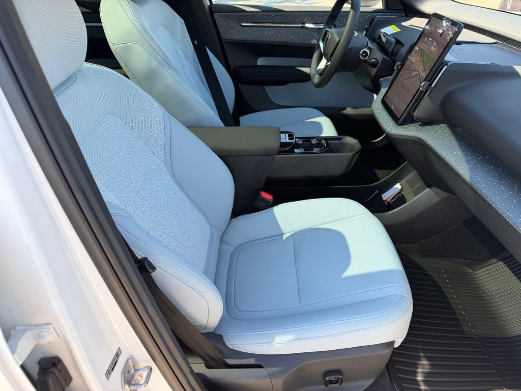New 2026 Volvo EX30 Ultra w/ Protection Package Premier AWD/4WD image 9