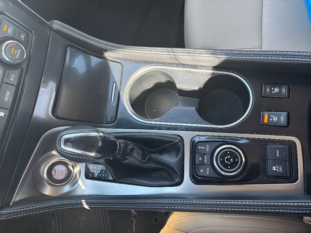 Used 2021 Nissan Maxima 3.5 SV w/ Floor Mat Group FWD image 17