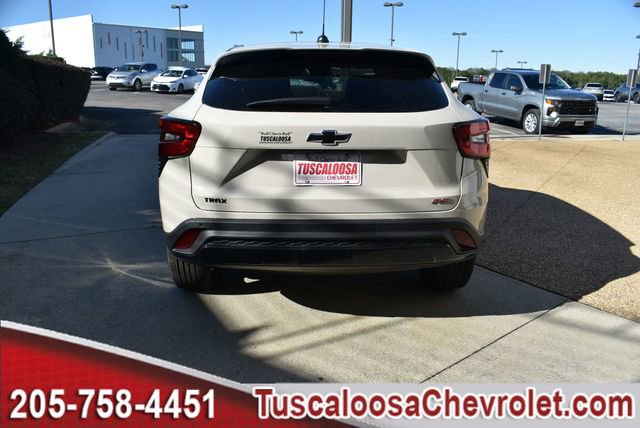 New 2026 Chevrolet Trax RS w/ Driver Confidence Package image 8