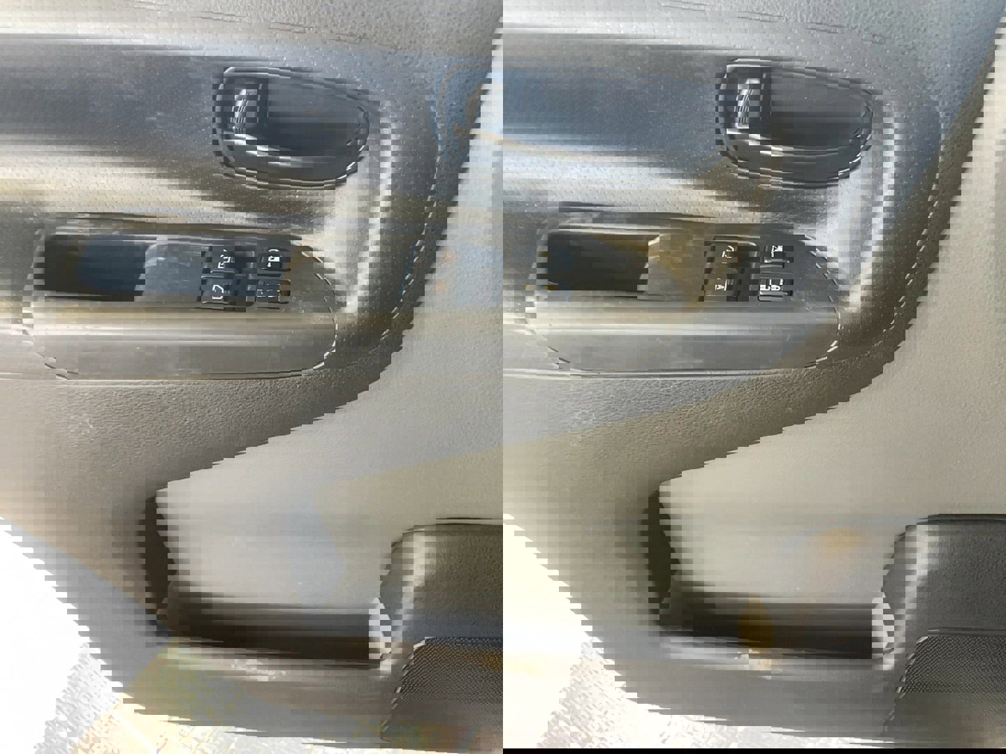 Used 2021 Nissan NV200 SV w/ Sliding Door Glass Package image 13