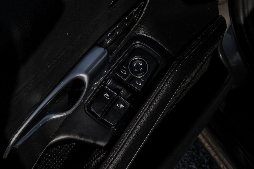 Used 2017 Porsche 911 Carrera image 32
