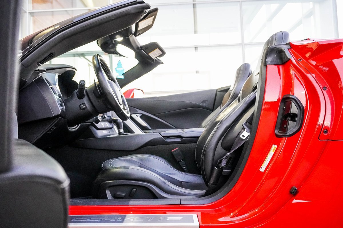 Used 2014 Chevrolet Corvette Stingray Convertible image 17