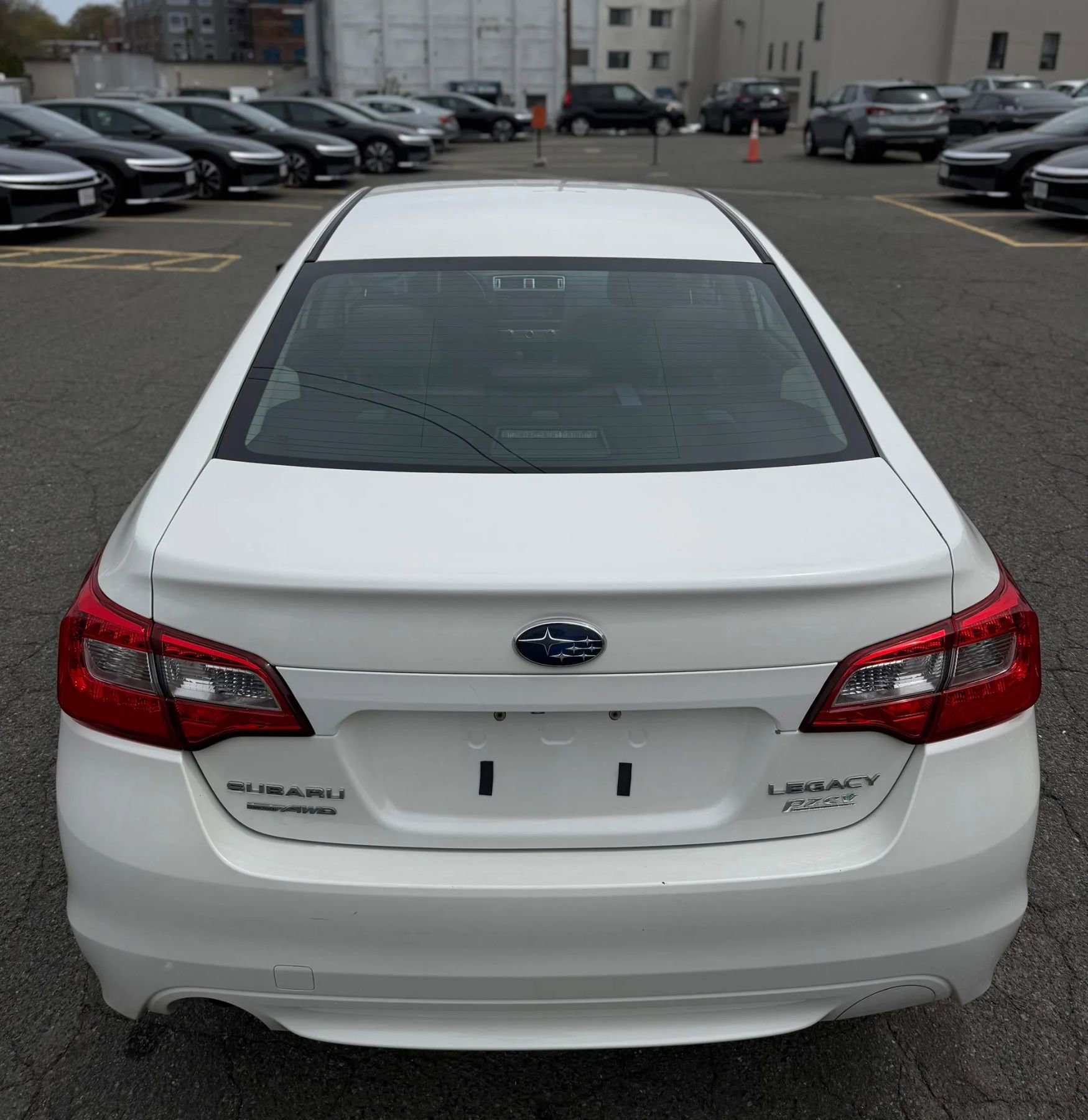 Used 2015 Subaru Legacy 2.5i AWD/4WD image 7
