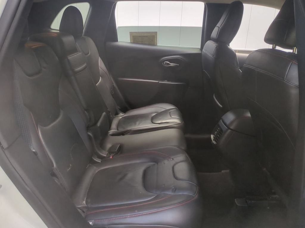 Used 2016 Jeep Cherokee Trailhawk AWD/4WD image 28