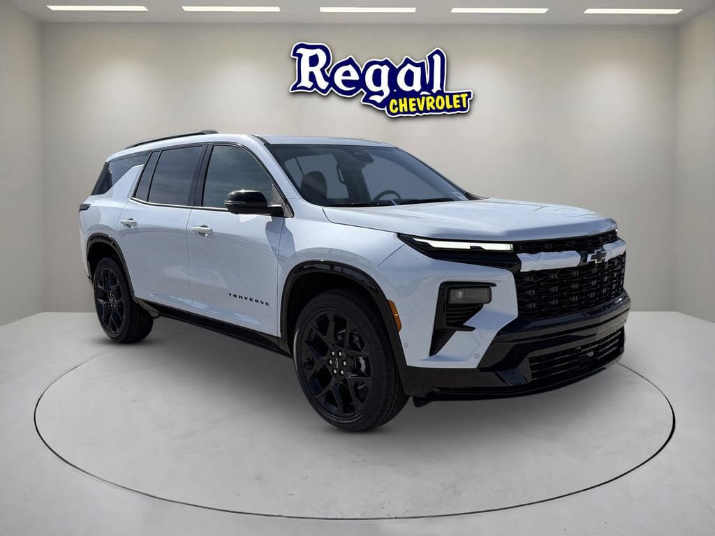 New 2026 Chevrolet Traverse RS w/ LPO, Floor Liner Package image 1