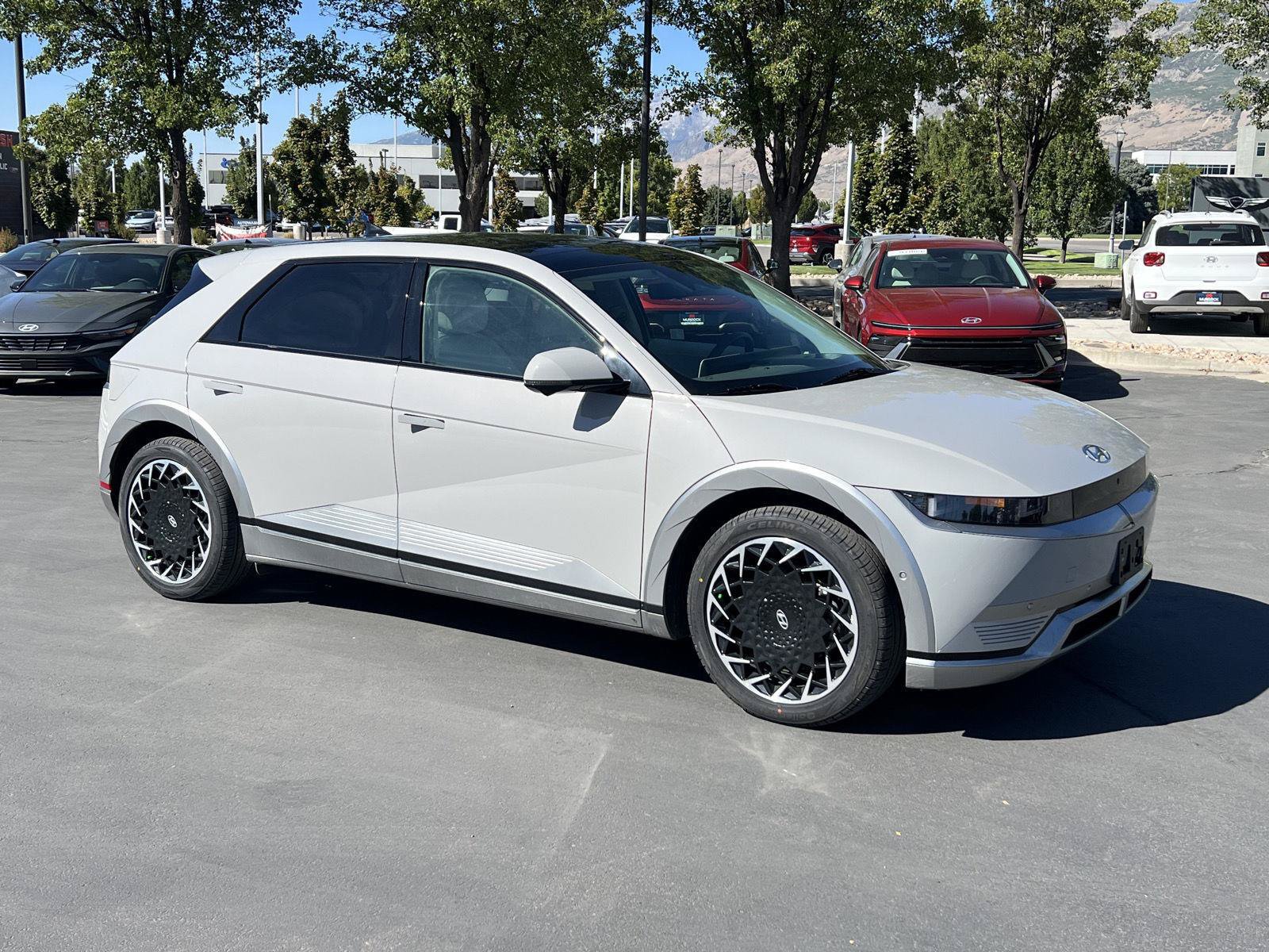 Certified 2024 Hyundai Ioniq 5 Limited AWD/4WD image 13