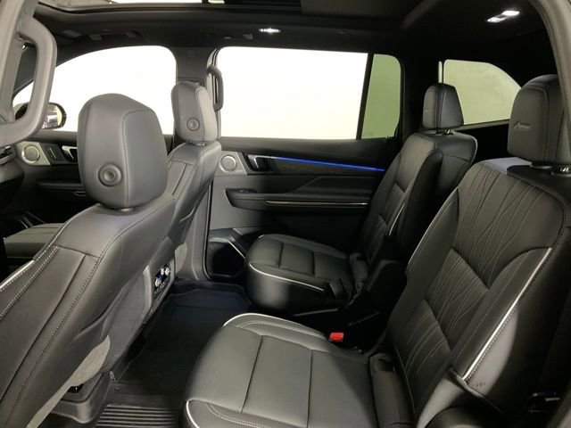 Used 2025 Buick Enclave Avenir w/ Super Cruise Package image 34