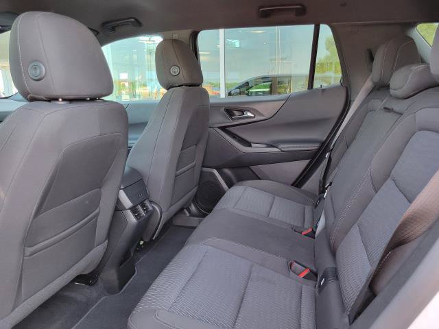 Used 2025 Chevrolet Equinox LT AWD/4WD image 26