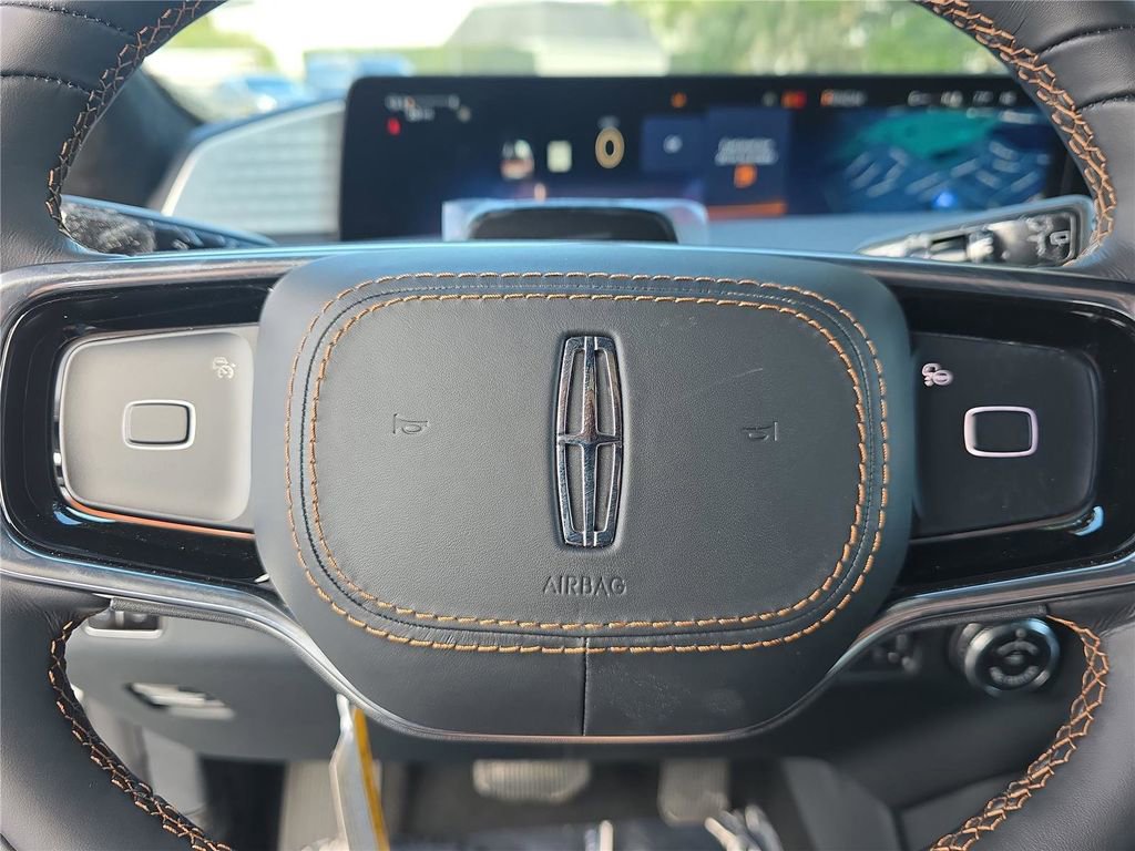 New 2026 Lincoln Navigator Black Label image 28