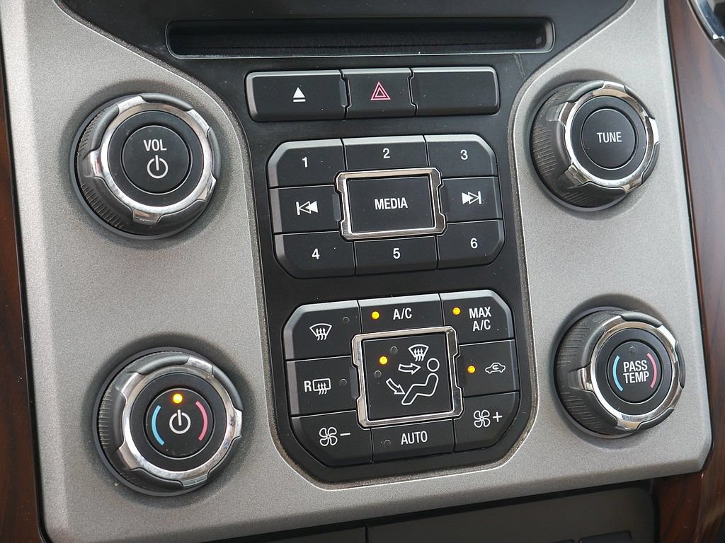 Used 2013 Ford F350 Lariat w/ Chrome Pkg AWD/4WD image 44