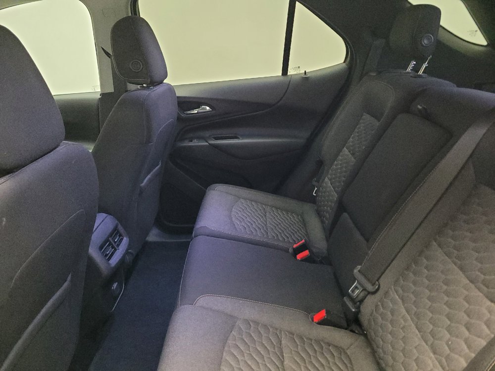 Used 2018 Chevrolet Equinox LT FWD image 18