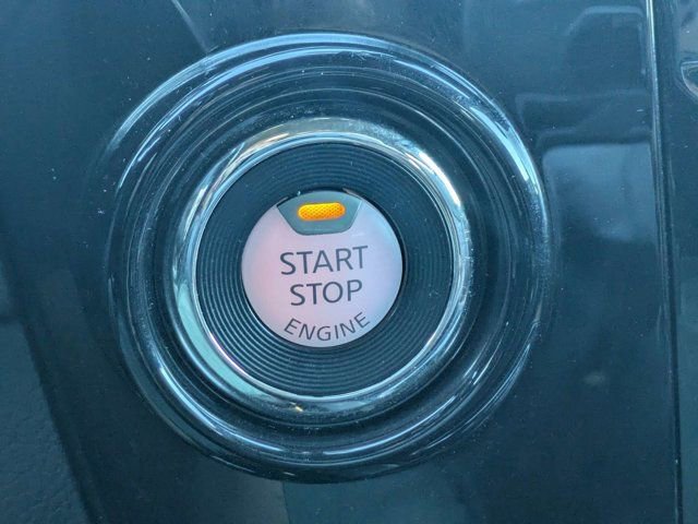 Used 2021 Nissan Titan Platinum Reserve RWD image 26