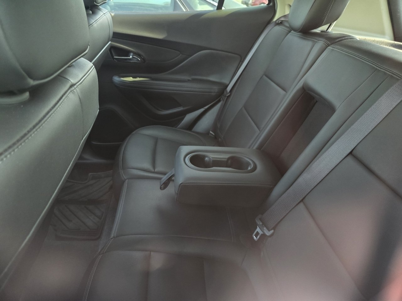 Used 2017 Buick Encore Premium w/ Experience Buick Package FWD image 16