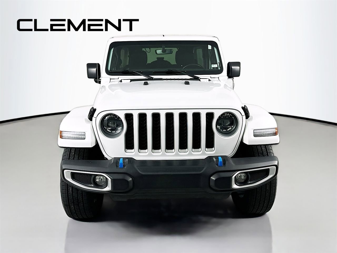 Used 2023 Jeep Wrangler Unlimited Sahara w/ Cold Weather Group image 3