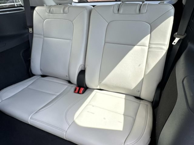 New 2026 Lincoln Aviator 2WD w/ Jet Appearance Package image 14