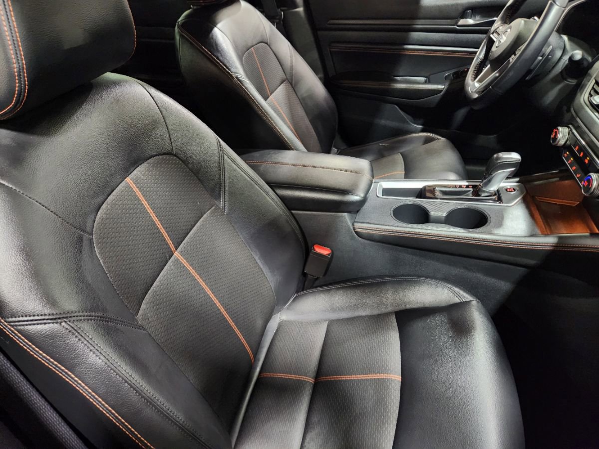 Used 2019 Nissan Altima 2.5 SR FWD image 32