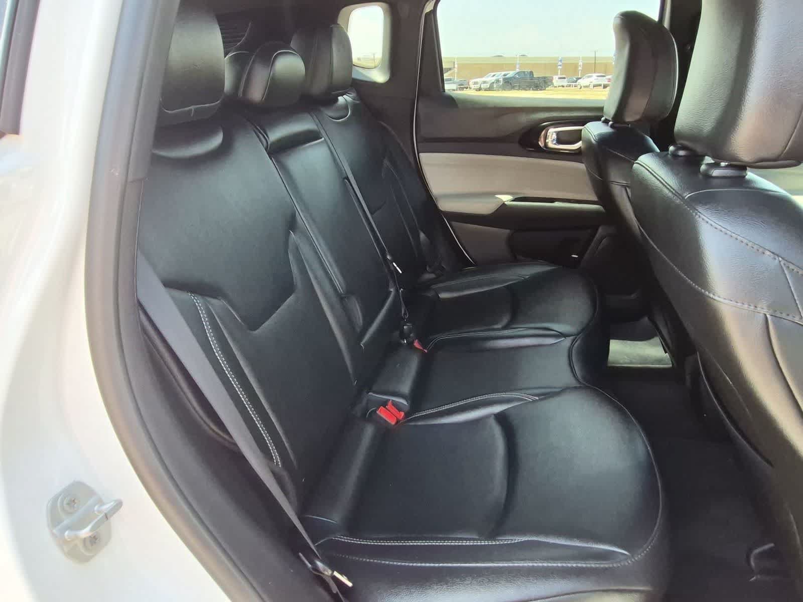 Used 2025 Jeep Compass Limited AWD/4WD image 25