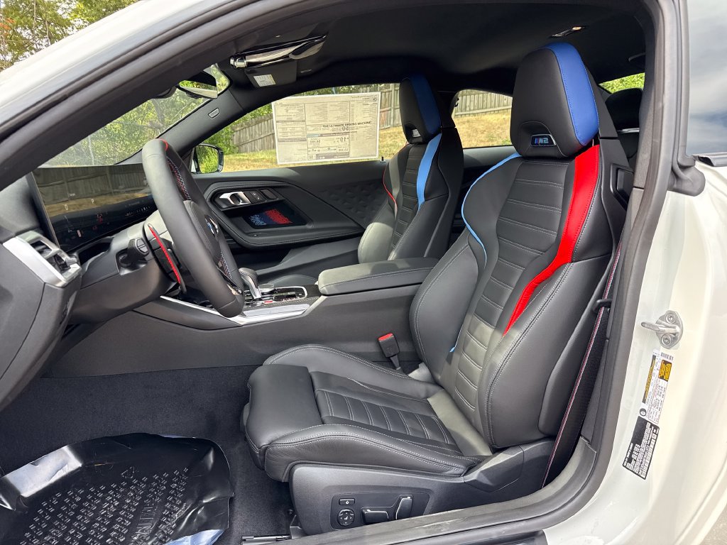 New 2026 BMW M2 w/ Lighting Package RWD image 10