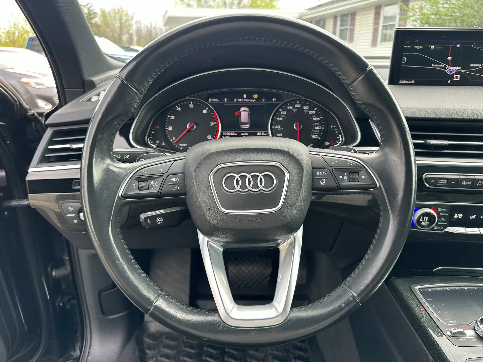 Used 2017 Audi Q7 3.0T Premium Plus w/ Premium Plus Package AWD/4WD image 12