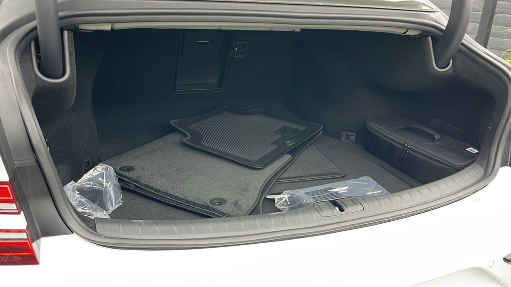 New 2025 Genesis G80 2.5T Sport Prestige image 32