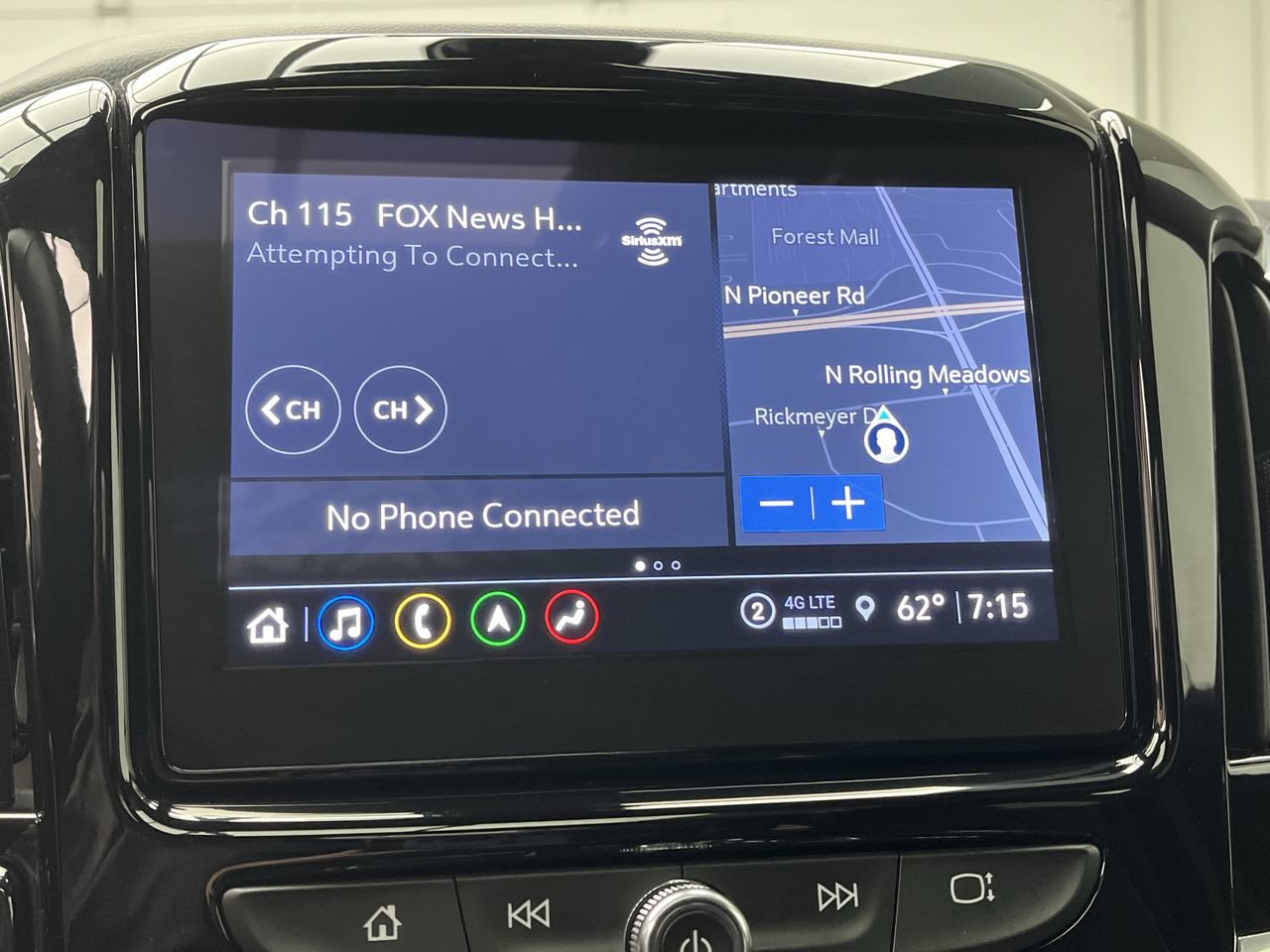 Certified 2023 Chevrolet Traverse Premier w/ LPO, Cargo Package AWD/4WD image 22