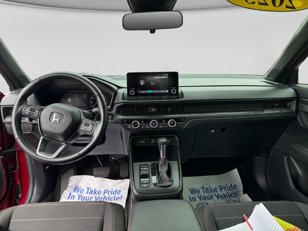 Used 2025 Honda CR-V Sport image 18