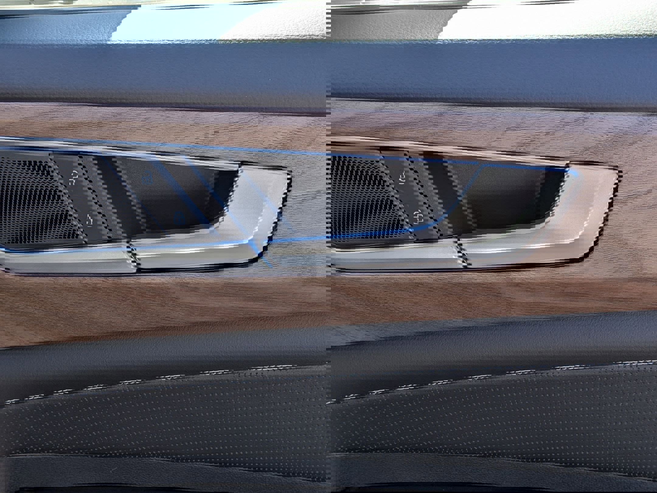 New 2026 Volkswagen Atlas SE image 33