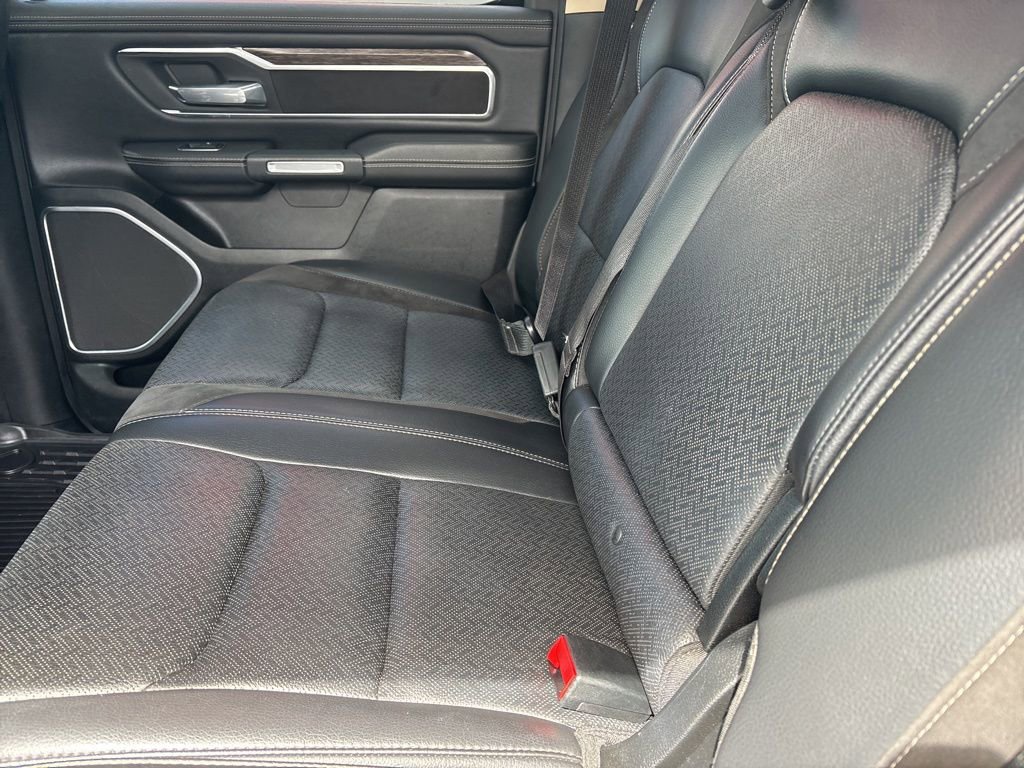 Used 2019 RAM 1500 Laramie AWD/4WD image 28