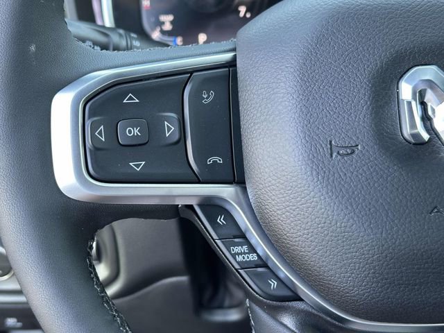 New 2026 RAM 1500 4x4 Crew Cab image 4