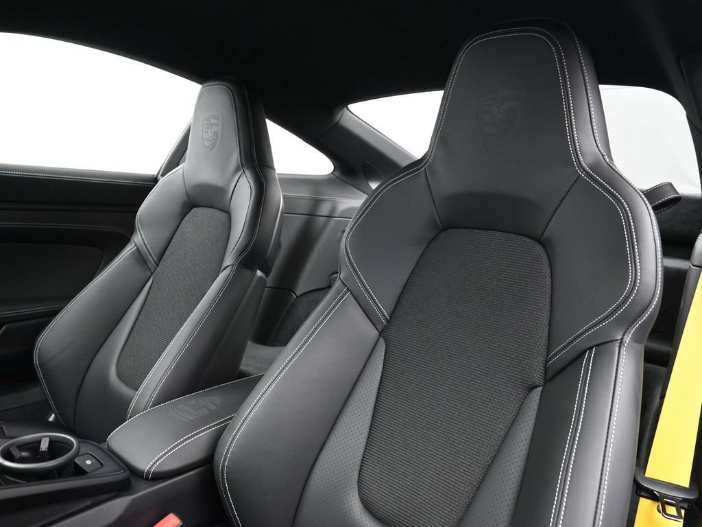 Certified 2022 Porsche 911 GT3 RWD image 5