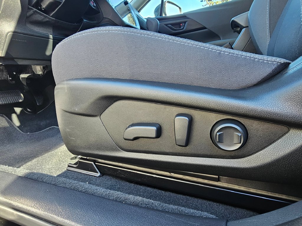 Certified 2025 Subaru Crosstrek 2.5i Premium AWD/4WD image 23