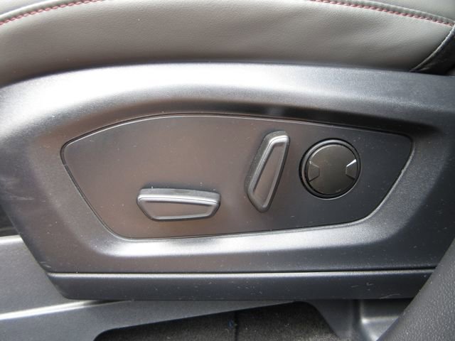Certified 2025 Ford Explorer Active w/ Active Comfort Package image 12