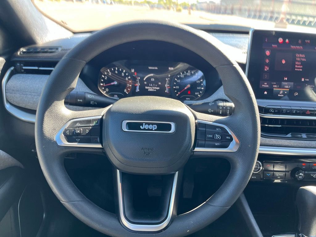 Used 2024 Jeep Compass Sport image 28