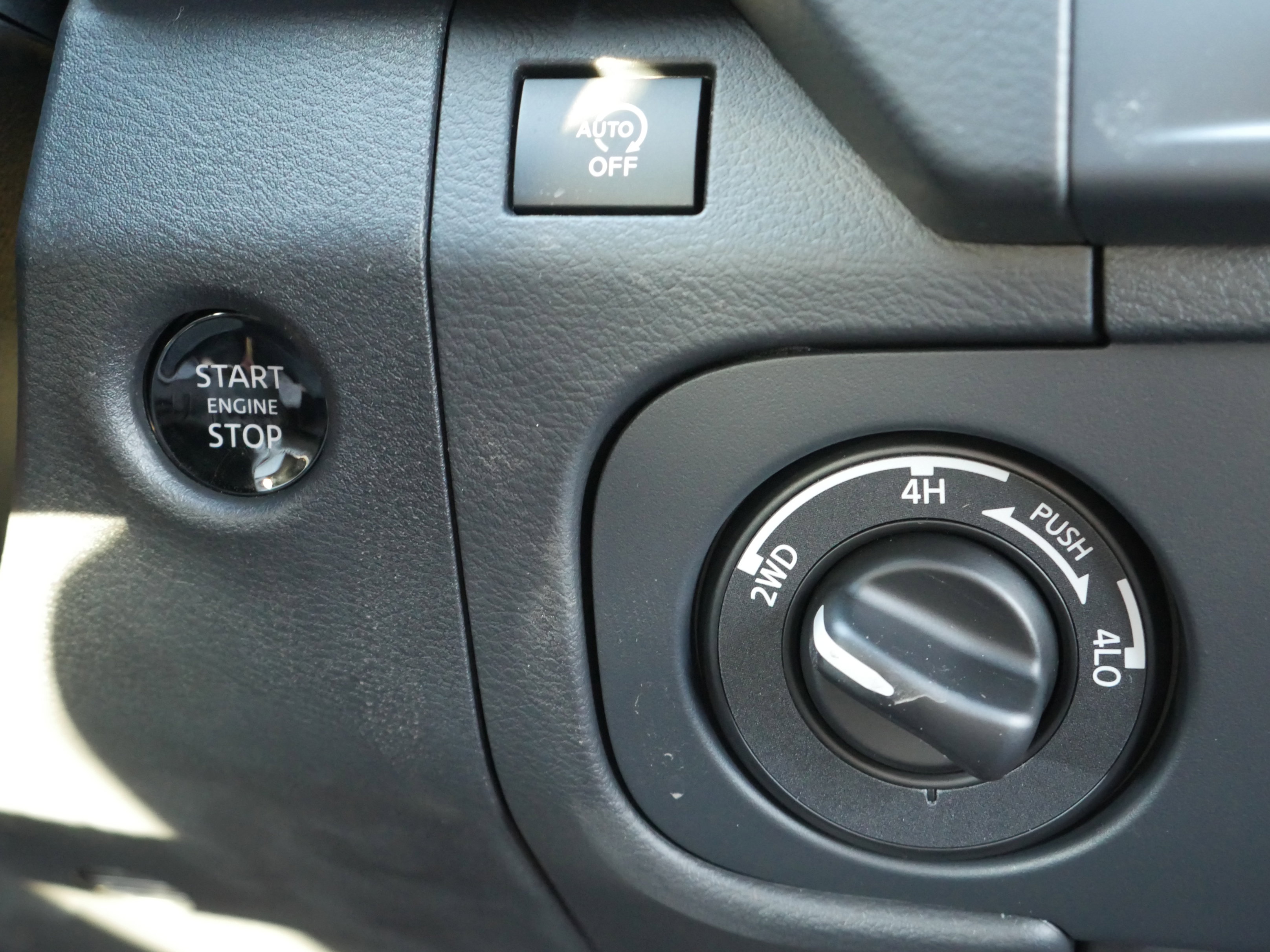 New 2026 Nissan Frontier PRO-4X w/ Pro Premium Package image 9