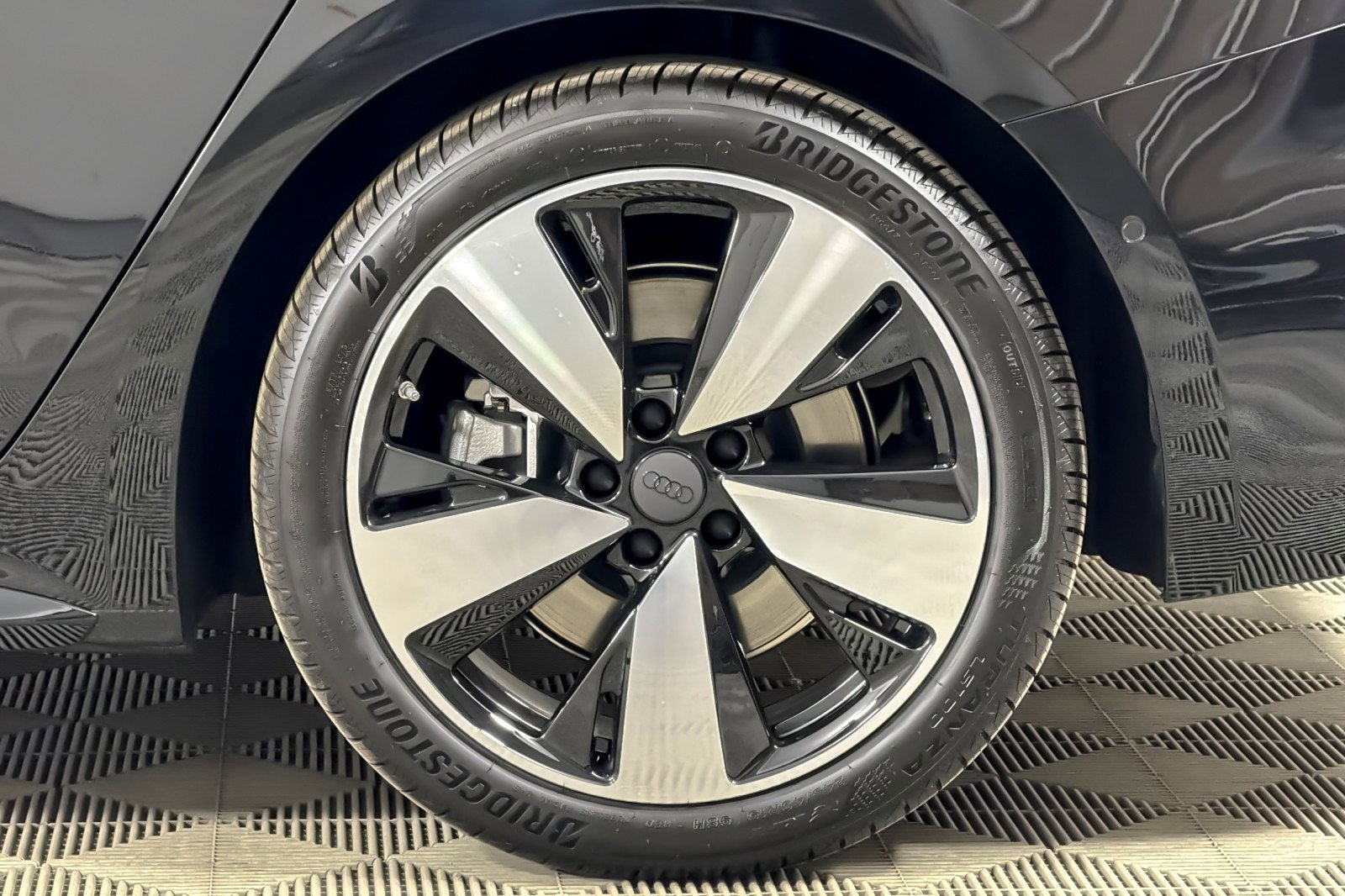 New 2026 Audi A5 2.0T Premium Plus AWD/4WD image 24
