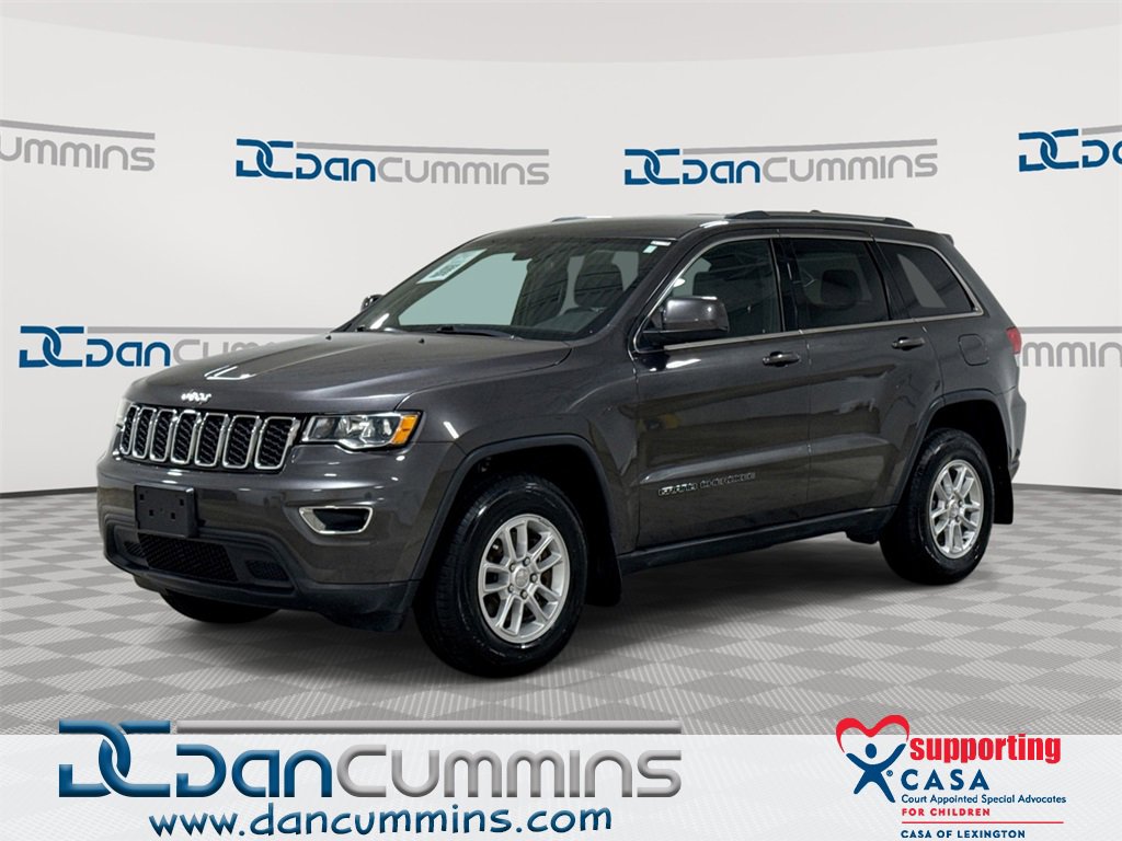 Used 2019 Jeep Grand Cherokee Laredo image 1