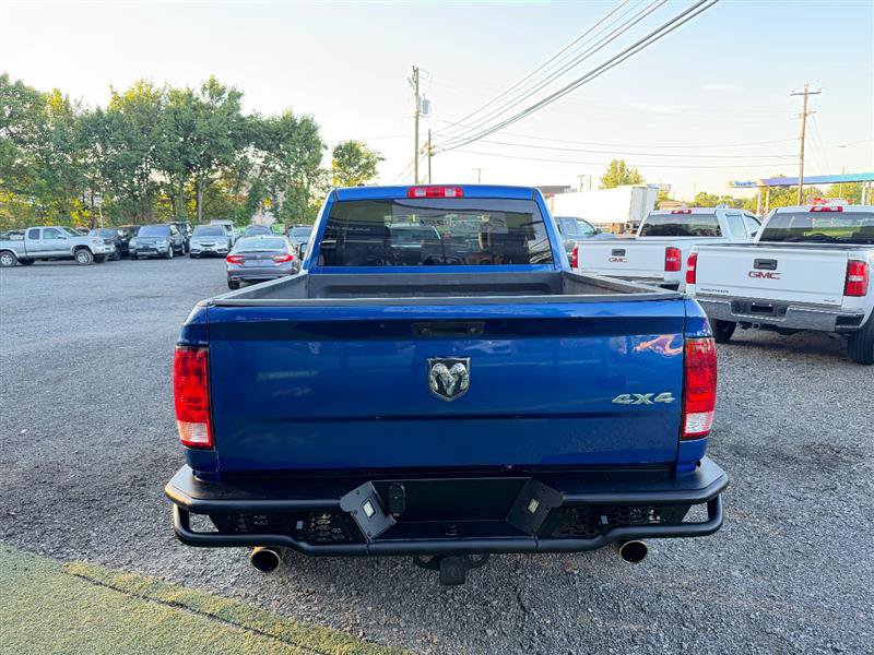 Used 2017 RAM 1500 Express AWD/4WD image 5