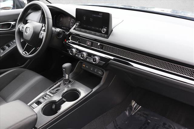 Used 2025 Honda Civic Sport image 26