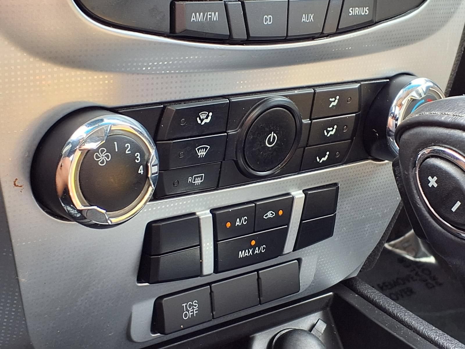 Used 2011 Ford Fusion SE w/ 202A Rapid Spec Order Code FWD image 25