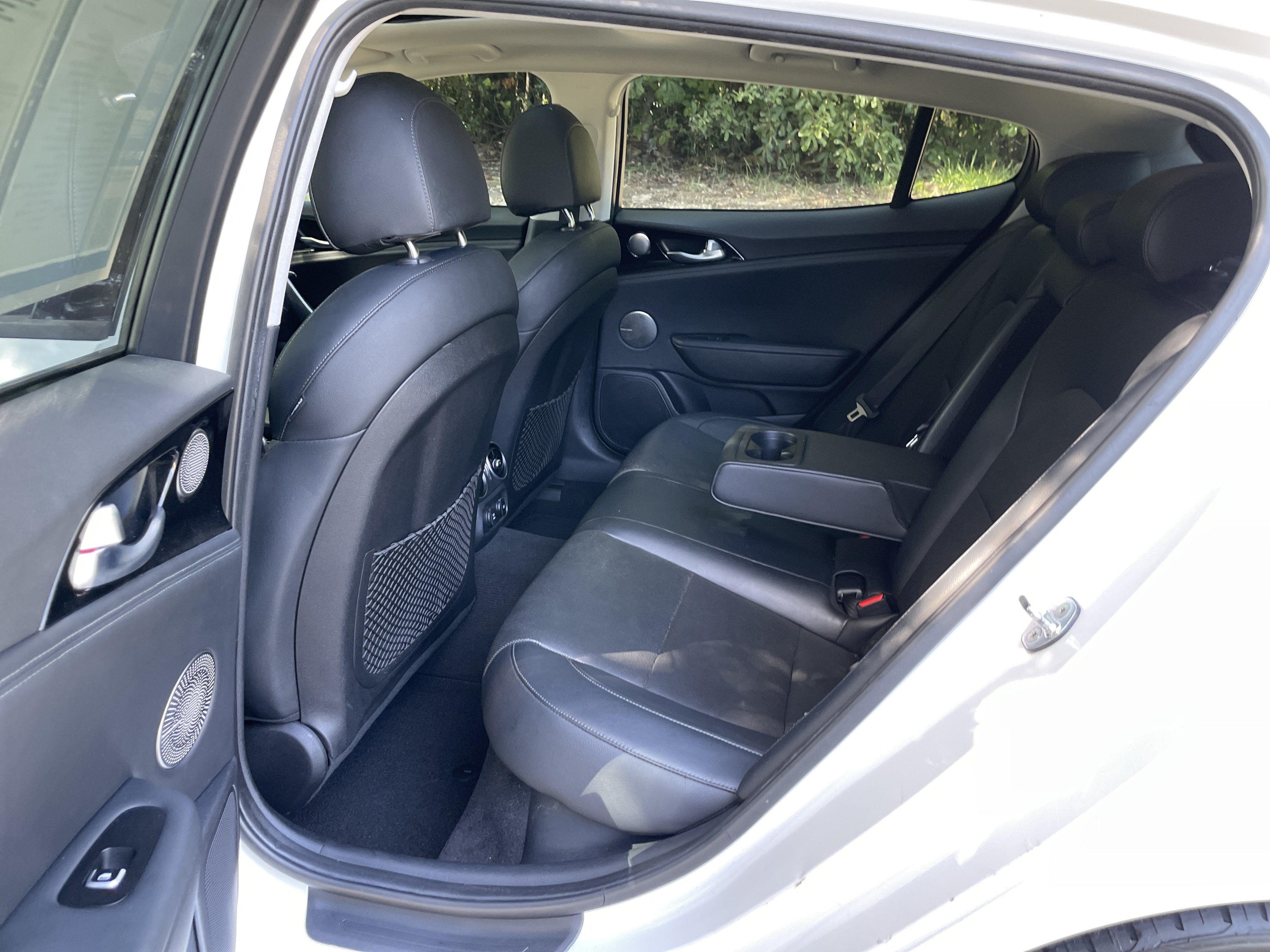 Used 2018 Kia Stinger Premium RWD image 30