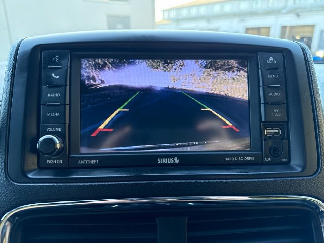 Used 2018 Dodge Grand Caravan GT FWD image 21