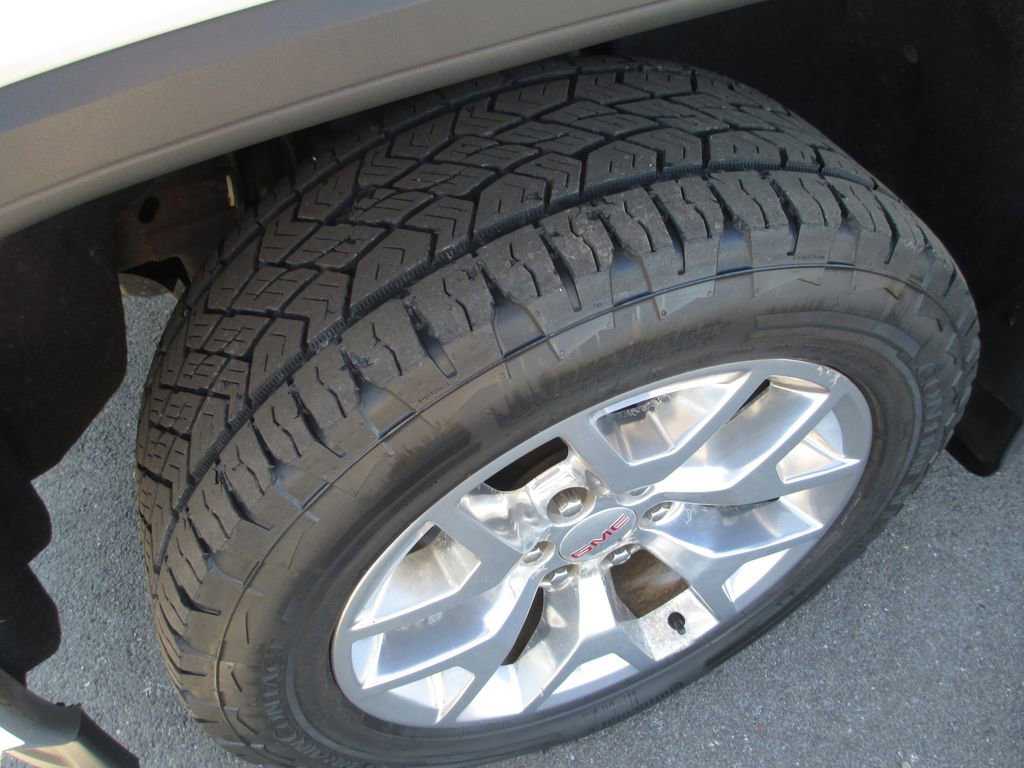 Used 2015 GMC Sierra 1500 SLT w/ SLT Crew Cab Value Package image 15